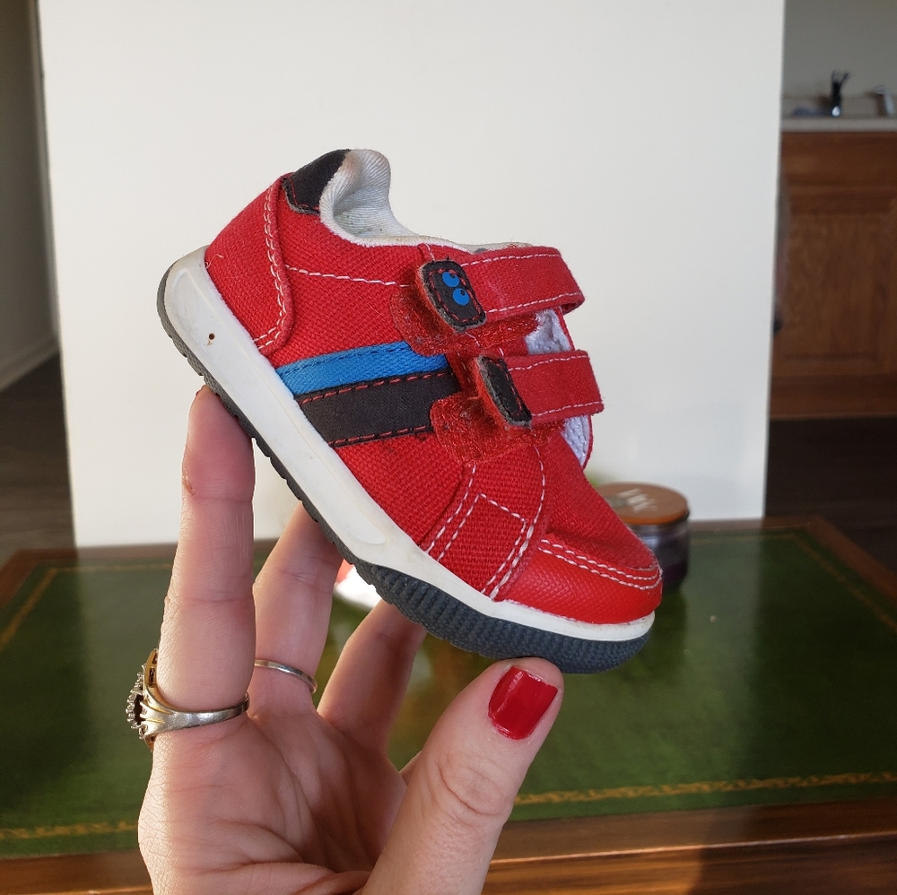 NWOT blue on red Velcro tennis shoes - Picture 7 of 16